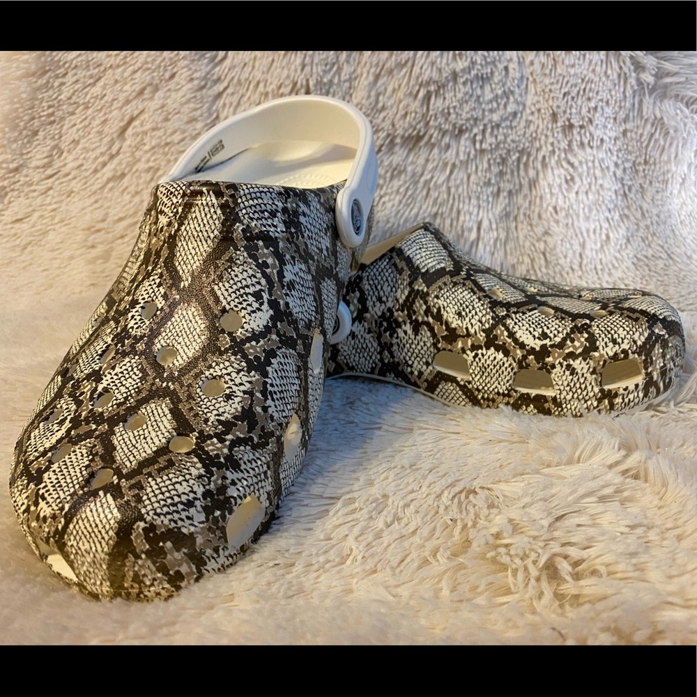 Snakeskin Printed Crocs Classic Clog M8/W10